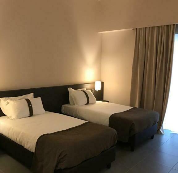 Номер Стандарт, Inn Naples Airport