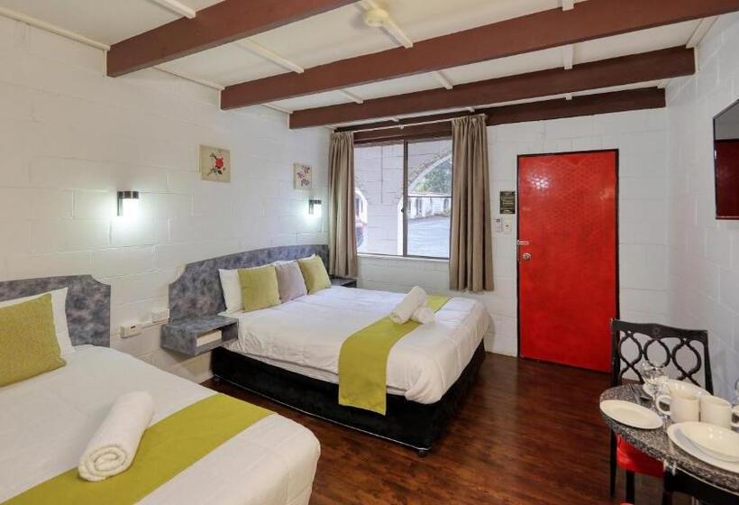 デラックスルーム, Azalea Motel