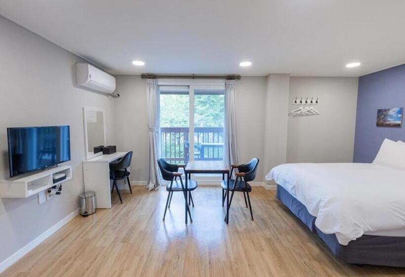 Номер Стандарт, Camp Jirisan Parkview