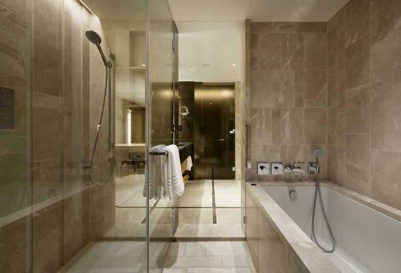 Номер Deluxe, Four Seasons Hotel Kyoto