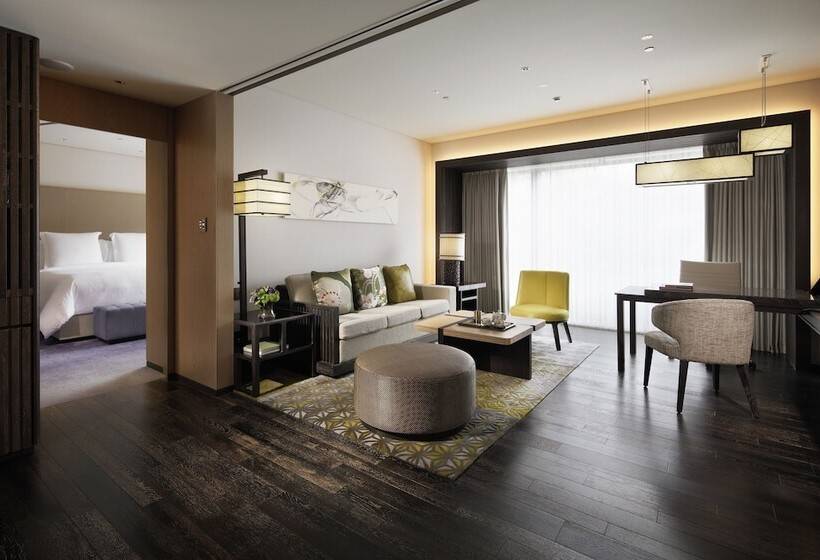 Люкс Кровать Кинг, Four Seasons Hotel Kyoto