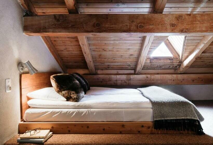 Четырехместный Номер Стандарт, Langley Hotel La Vieille Ferme