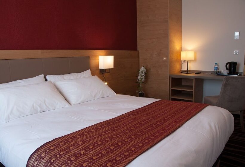 Номер Комфорт, Le Lodge Brit Hotel Strasbourg Zenith