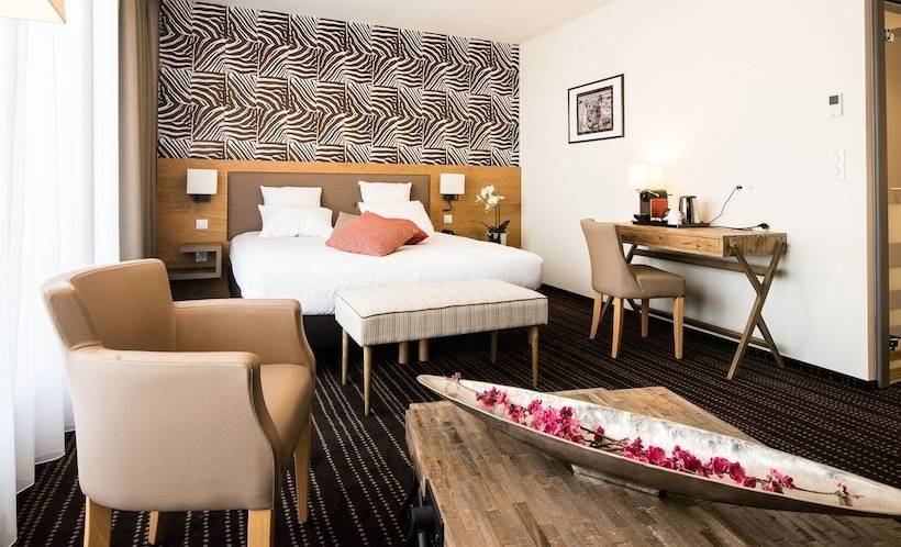 Люкс, Le Lodge Brit Hotel Strasbourg Zenith