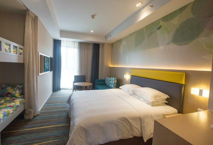 Семейный Номер Вид на Горы, Holiday Inn Express Emei Mountain, An Ihg