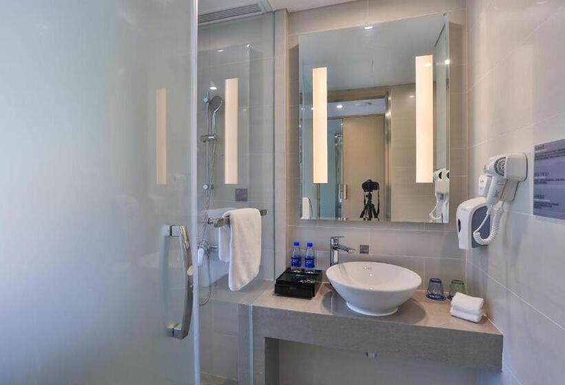 Номер Стандарт, Holiday Inn Express Emei Mountain, An Ihg