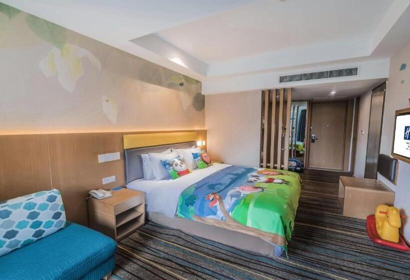 Семейный Номер Вид на Горы, Holiday Inn Express Emei Mountain, An Ihg
