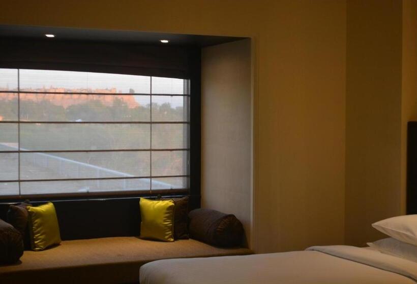 带大床的标准间, Jaisalmer Marriott Resort & Spa