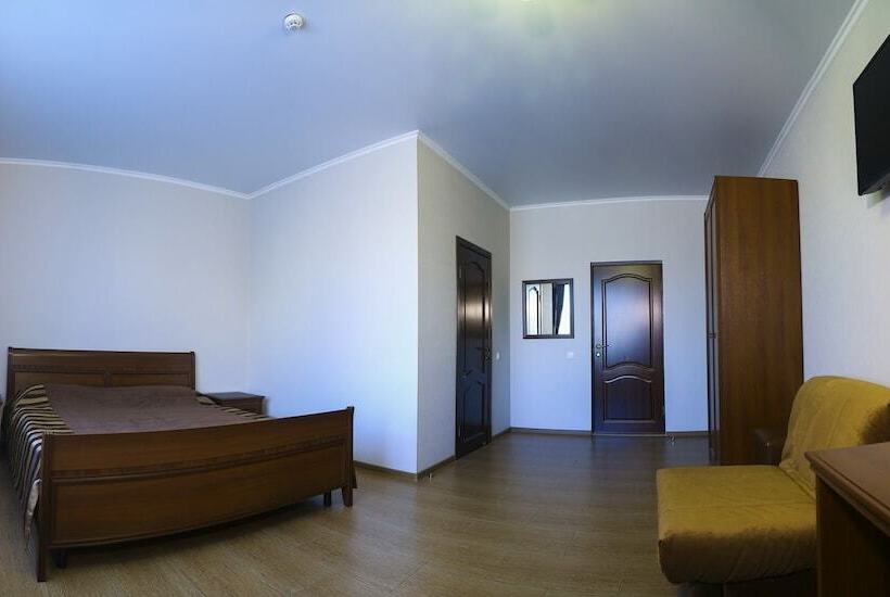 Трехместный Номер Комфорт, Kruiz