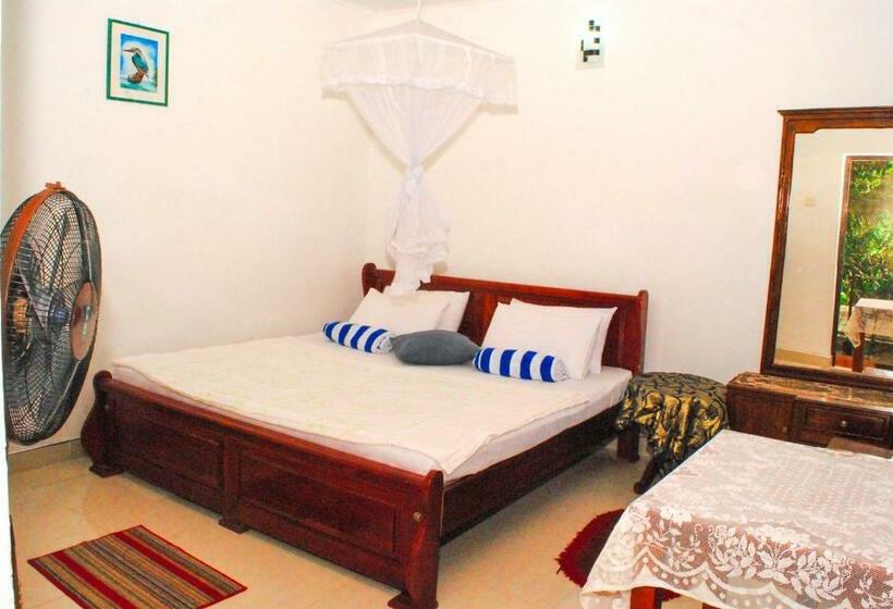 Standard Room, Kandy Shady Trees Villa