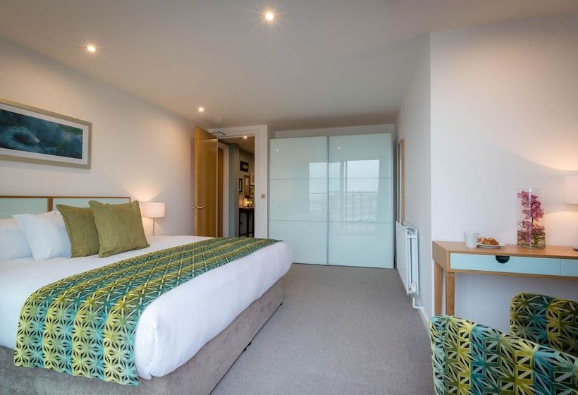 Апартаменты 3 Спальни, Talbot Suites At Stonebridge