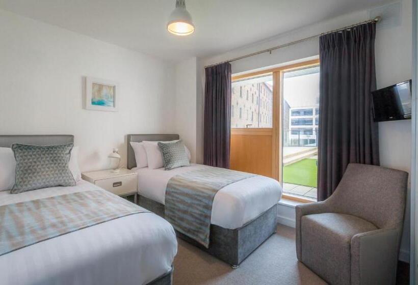 Апартаменты 3 Спальни, Talbot Suites At Stonebridge