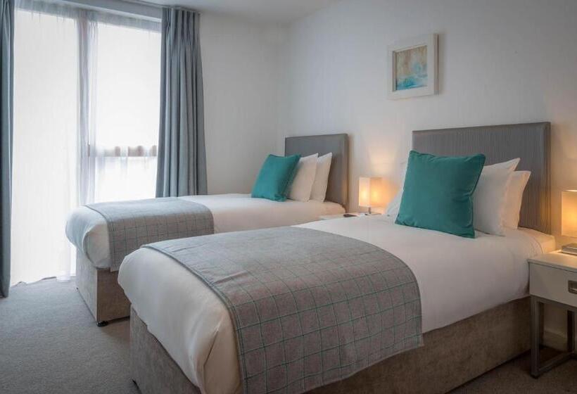 Апартаменты Superior 3 Спальни, Talbot Suites At Stonebridge