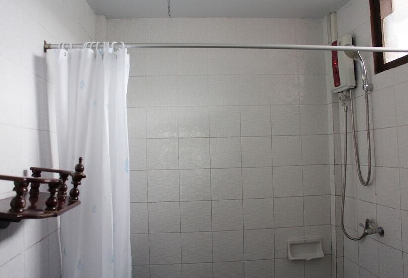 Семейный Номер, Baan Bua Guest House