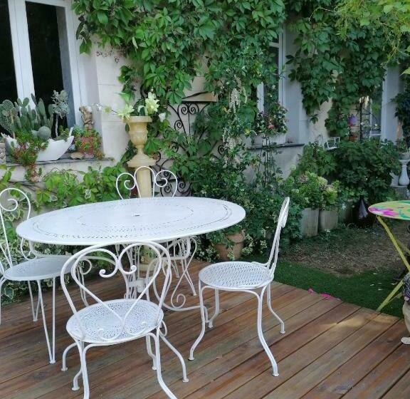 스탠다드 룸 산 전망, Au Relais Fleuri