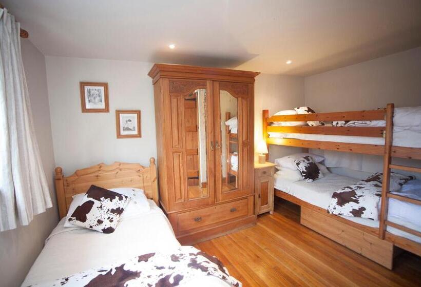 Дом 2 Спальни, Beeches Farmhouse Country Cottages & Rooms