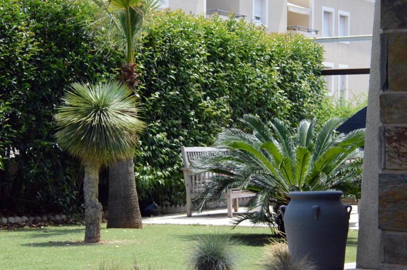 Quarto standart vista jardim, Les Jardins De Galicia