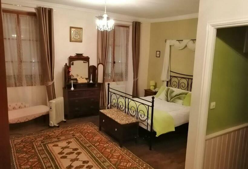 Номер Deluxe, Vingt Grand Rue