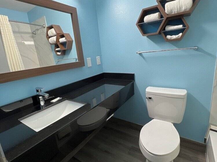 Номер Стандарт 2 Двуспальные Кровати, Relax Inn
