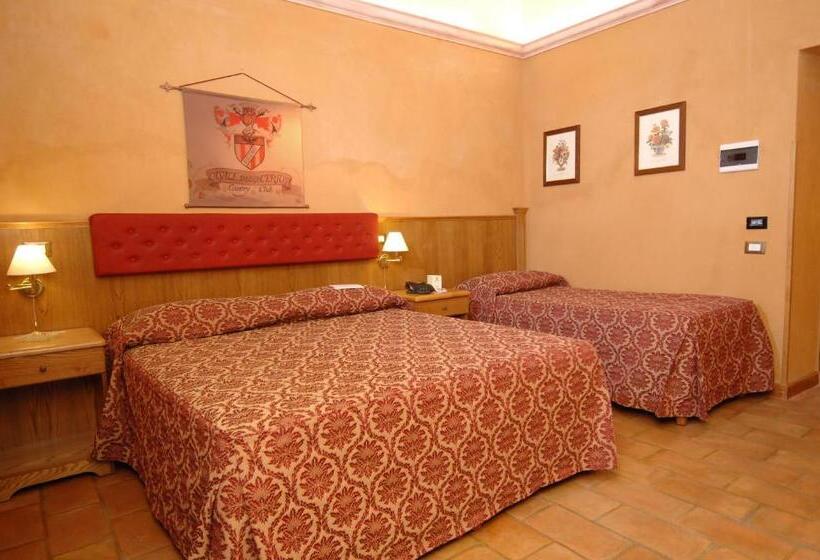 اتاق استاندارد سه نفره, Casale Certosa