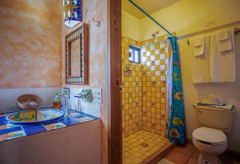 جناح جونيور, Posada Luna Sol