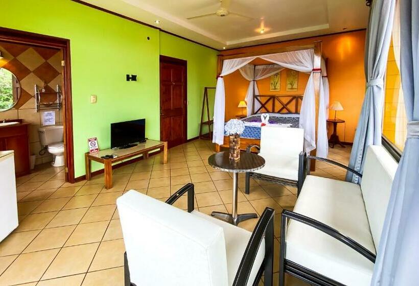 자쿠지 스위트, Arenal Garden Lodge