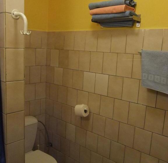 اتاق استاندارد چهار تخته, Formule