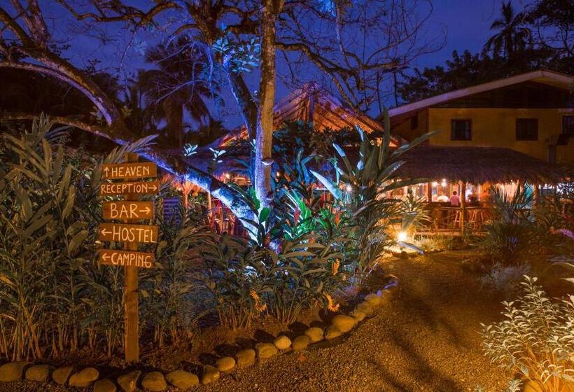 Номер Базовый Совметсный Санузел, Playa 506 Beachfront Hostel