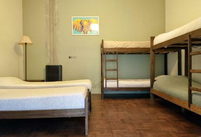 Семейный Номер, Areco Hospedaje