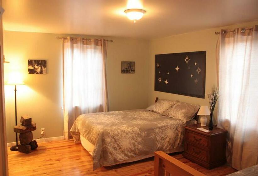 Номер Стандарт, Auberge Le P Tit Bonheur   Hostel