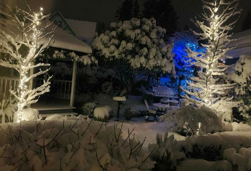 Люкс Вид на Море, Crystal S View Bed & Breakfast