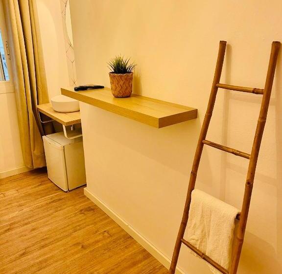 اتاق استاندارد یک تخته با سرویس بهداشتی مشترک, La Bartola Guesthouse