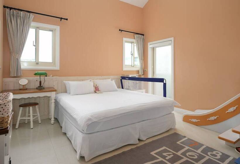 اتاق لوکس, Dancing Butterfly Inn Family Sliding Bnb