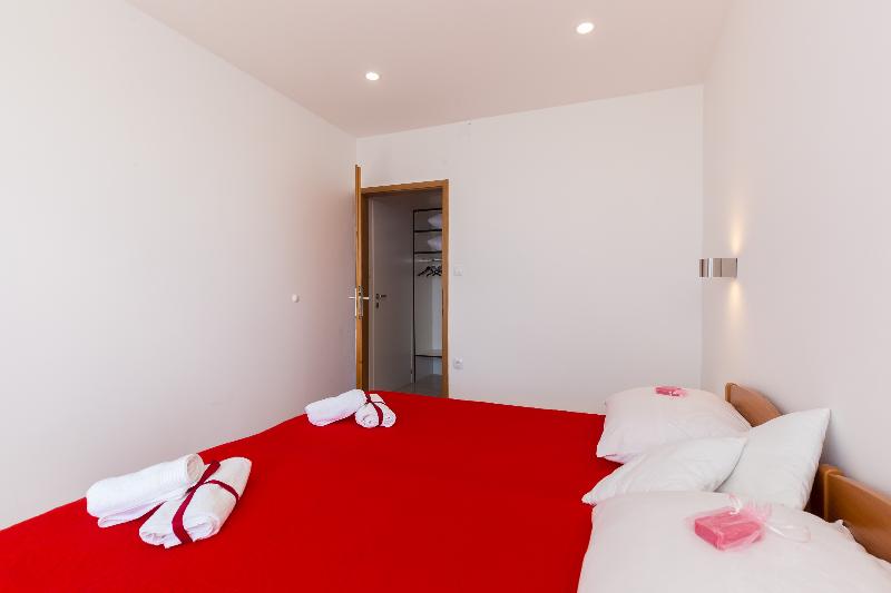 اتاق استاندارد با بالکن, Dancing Butterfly Inn Family Sliding Bnb
