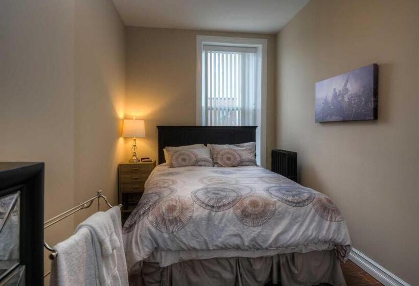 Люкс Premium 2 Спальни, Western Hotel & Executive Suites
