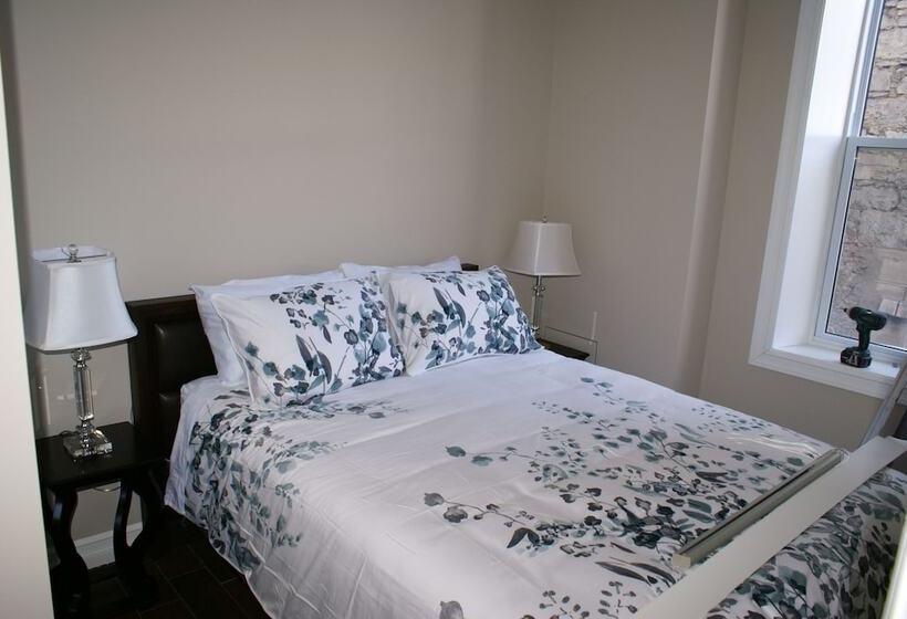 Люкс, Western Hotel & Executive Suites
