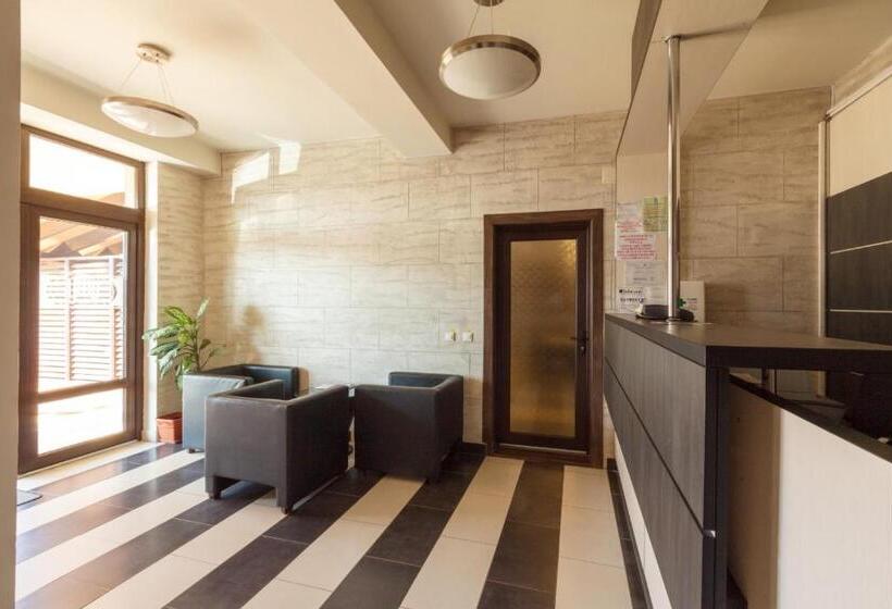 اتاق استاندارد سه نفره, Ymy Hotels Târgu Jiu