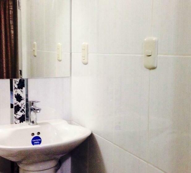 اتاق استاندارد یک نفره, B&b Cusing Wasi