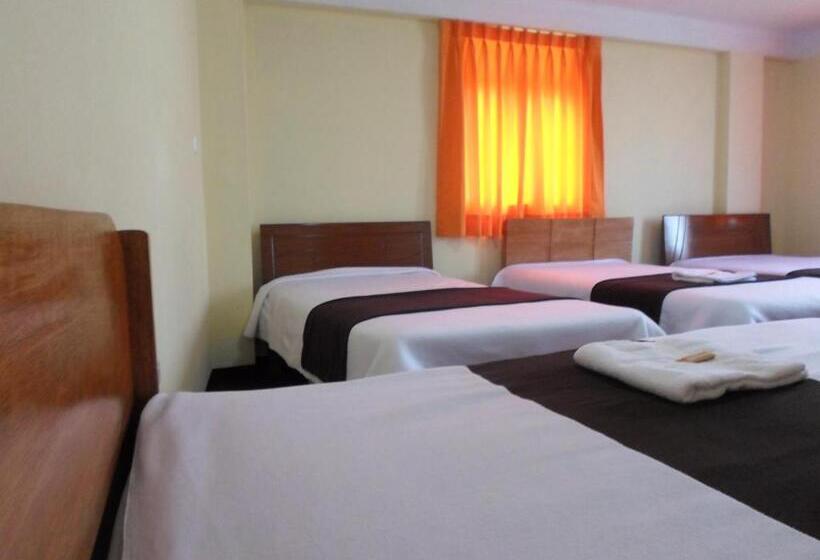 اتاق خانوادگی, Hostal Casa Del Montanista