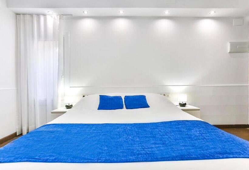 Номер Стандарт, Laramond Barcelona Rooms