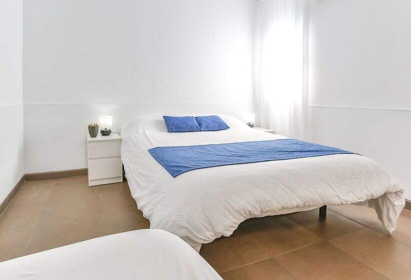 Четырехместный Номер Стандарт, Laramond Barcelona Rooms
