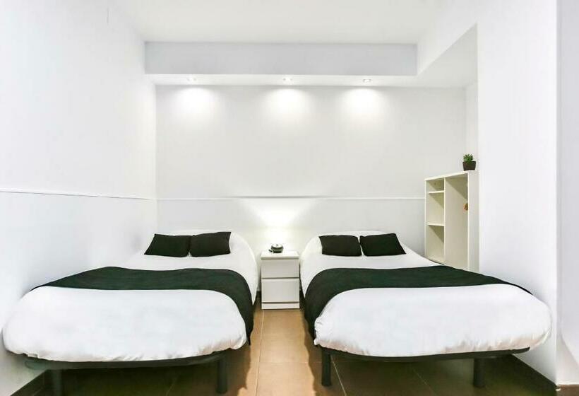 Номер Стандарт, Laramond Barcelona Rooms