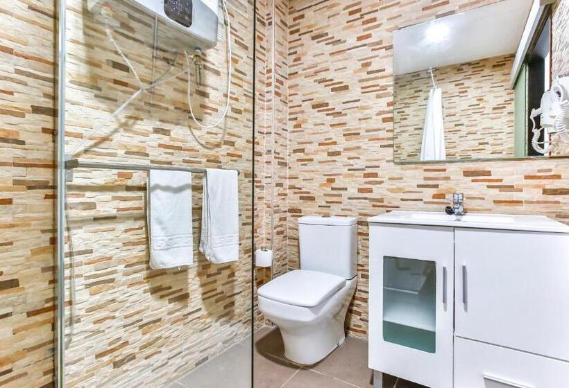 Номер Стандарт, Laramond Barcelona Rooms