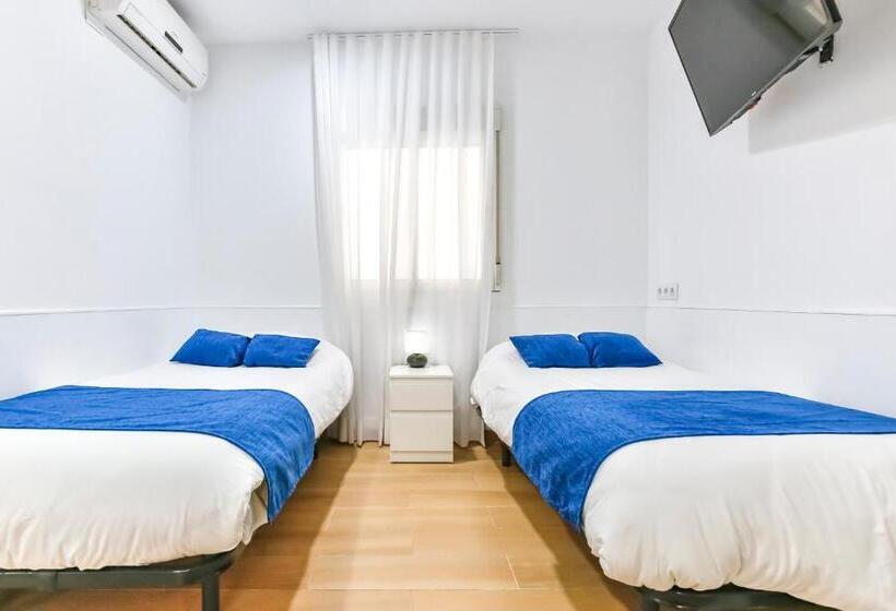 Четырехместный Номер Стандарт, Laramond Barcelona Rooms