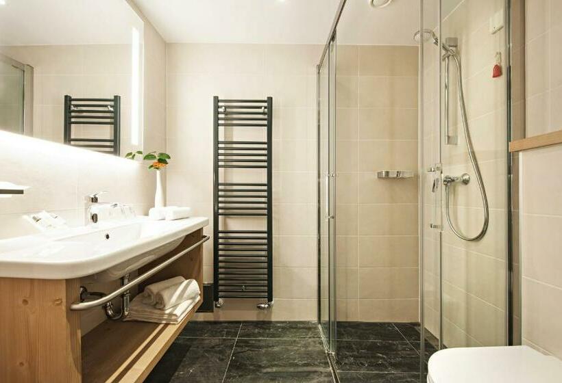 اتاق استاندارد با بالکن, Rikli Balance Hotel – Sava Hotels & Resorts