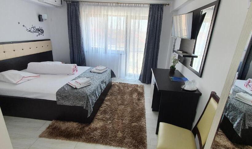 اتاق لوکس با بالکن, Motel Didona B