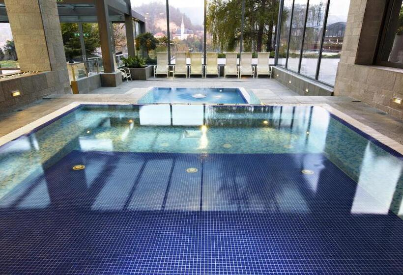 اتاق استاندارد با چشم‌انداز دریاچه, Rikli Balance Hotel – Sava Hotels & Resorts