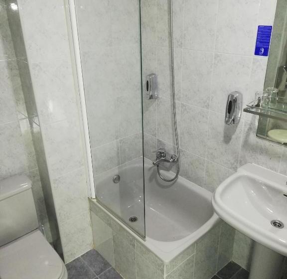 Standard Szoba, Alojamientos Albor I