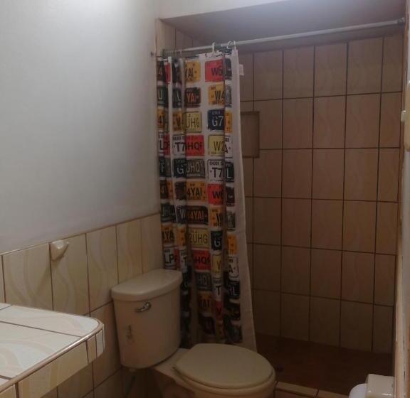 스탠다드 룸, Hostal Boulevard