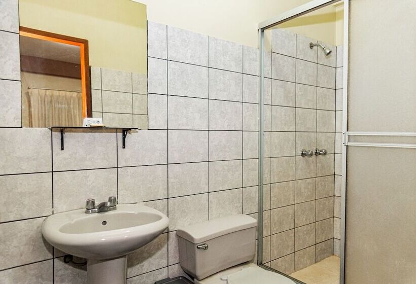 חדר סטנדרט לשלושה, Oro Verde & Suites